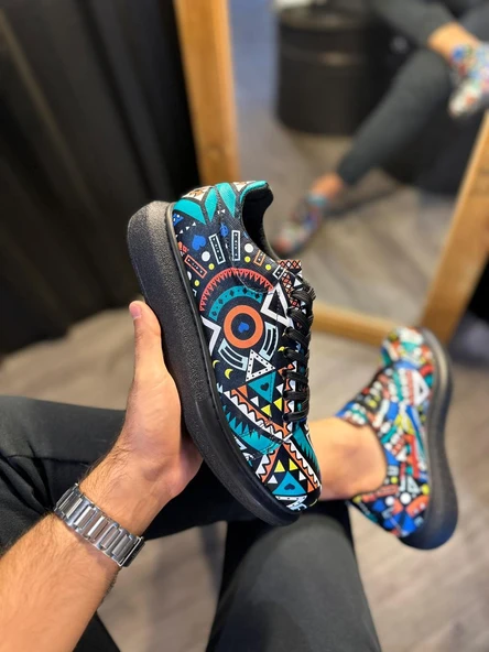 Yüksek Taban Renkli Baskılı Günlük Ayakkabı Siyah (Siyah Taban) ürün görseli