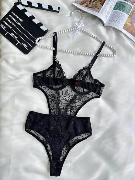 AmoraSecret AmoraSecret Çiçek Desenli Siyah Bodysuit - 1