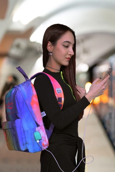 Coral High Gökkuşağı Desenli Sırt Çantası - Okul ve Günlük - USB+AUX Soketli - Resim 3