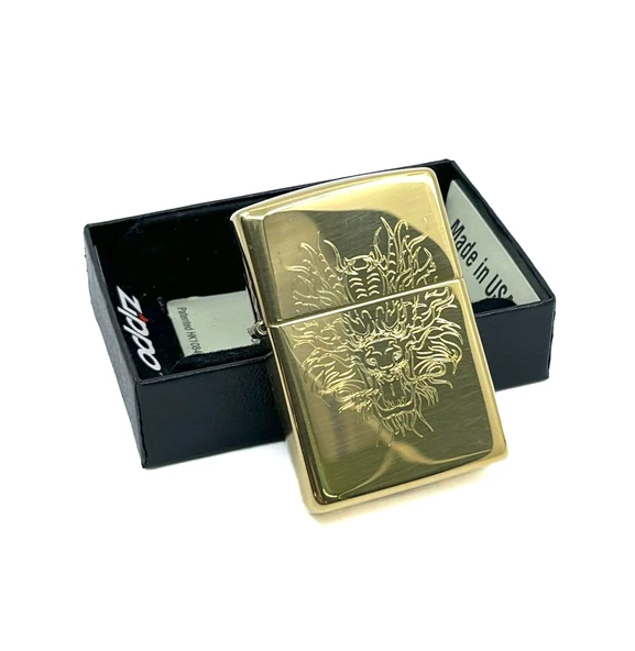 Zippo High Polish Brass Dragon Head Dizayn Çakmak ürün görseli 1