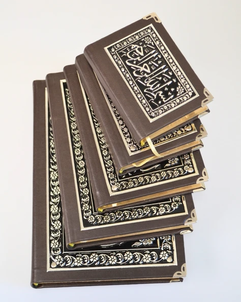 Varak Kabartmalı Gümüş Kaplamalı Hafız Boy Kuran-ı Kerim – 14x20 cm, 604 Sayfa - Resim 7