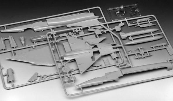 Revell 46 Parça IAI Kfir C-2 İsrail Avcı Uçağı (1:72 Savaş Uçağı) - 2