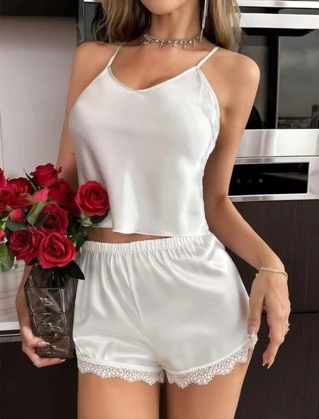 AmoraSecret AmoraSecret Beyaz Dantel İşlemeli İnce Askılı Saten Şortlu Takım - 1