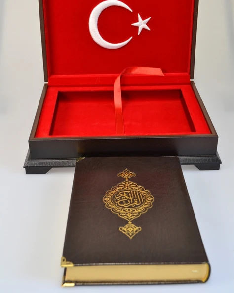 Ahşap Kutulu Nakış İşlemeli Türk Bayraklı Kuran-ı Kerim Seti (Hafız Boy) - Resim 7
