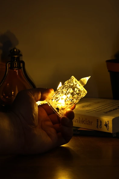 3’lü Elmas Kristal Desenli LED Mum Seti Pilli Dumansız Alevli Dekoratif Yapay Mum - Resim 5