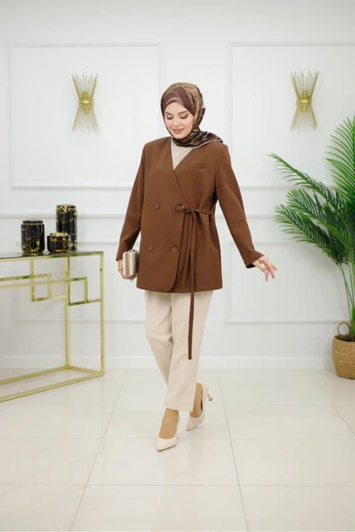 Kadın Blazer Ceket Düğme Kapama ve Kuşak Kapama Detaylı - 6