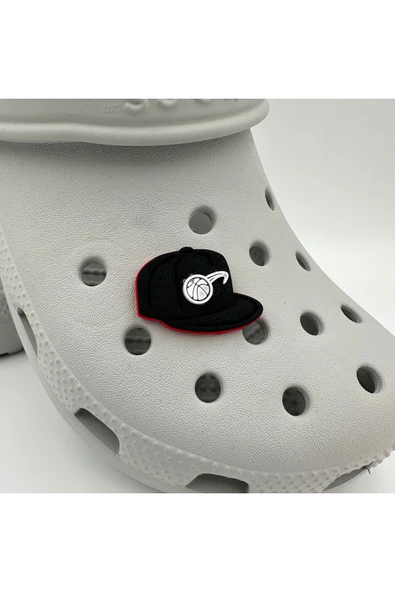 Crocs Terlik Süsü ve Aksesuarı , Çanta Süsü – Jibbitz3D Kabartma Şapka Kep Görsel Figür Aksesuar ürün görseli 1