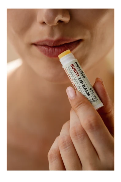 Buriti Organik Onarıcı Dudak Bakım Kremi - Kuru Ve Çatlak Dudaklar Için Nemlendirici Lip Balm 5 ml - Resim 6