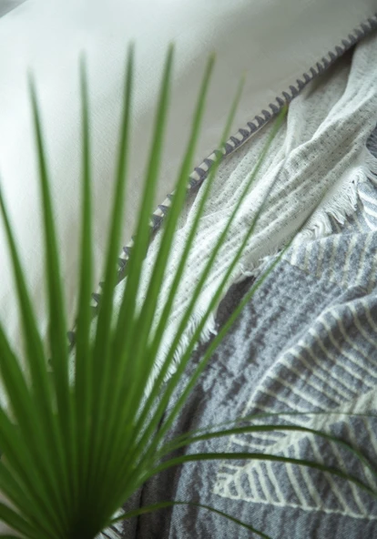 Çift Kişilik June Gri Müslin Yatak Örtülü Nevresimli Pike Takımı - 3