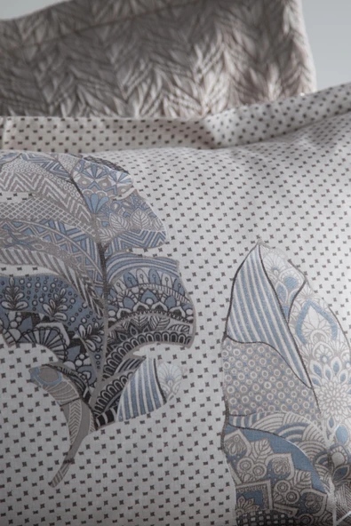 Çift Kişilik Neris Bej Nevresimli Yatak Örtülü Battaniyeli Set - 2