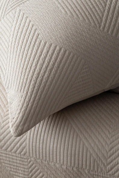 Çift Kişilik Savoy Bej Yatak Örtüsü Seti - 3