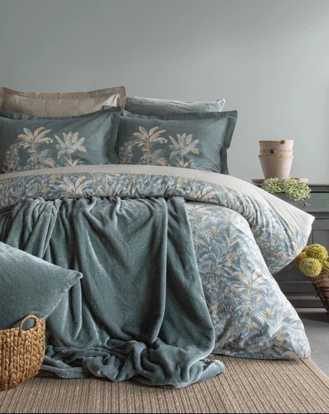 Çift Kişilik Tammy Yeşil Yatak Örtülü Nevresimli Set ürün görseli