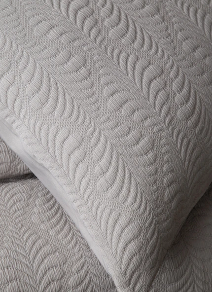 Çift Kişilik Bourbon Vizon Yatak Örtüsü Seti - 3