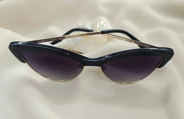 DK4170 4304 COL.1 Kadın Güneş Gözlüğü Kutusunda - Resim 2