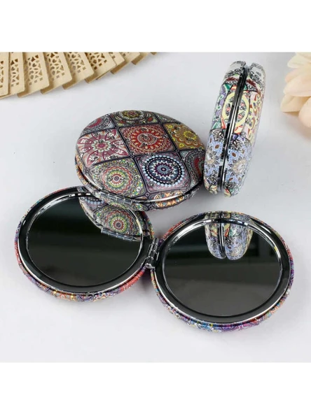 Otantik Mandala Tasarımlı Kozmetik Yuvarlak Cep Çanta Aynası Kapaklı El Makyaj Aynası 7CM - 2