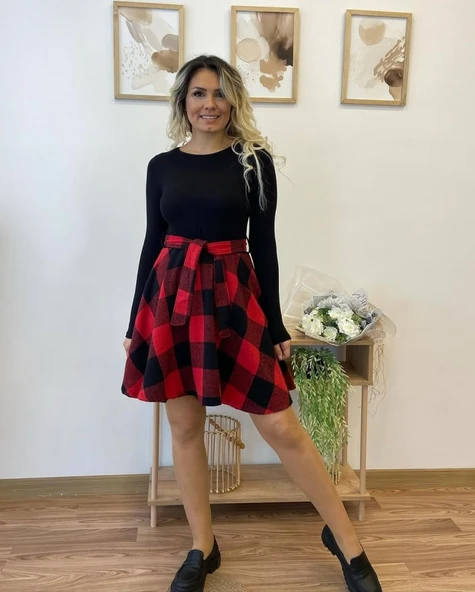 Kadın Uzun Kollu Bisiklet Yaka üst Viskon Alt Ekose Kısa Elbise - Resim 4