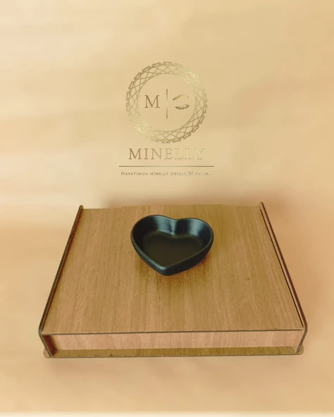 Minelly Luna Love - 3