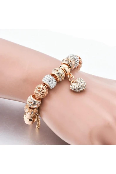 14k Altın Kaplama Avusturya Kristali Kalp Detaylı Charmlı Kadın Bileklik - Resim 5