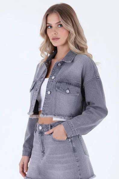 Kadın Koyu Gri Astar Detaylı Saçaklı Uzun Kol Crop Kısa Kot Ceket 25KCKT6016 - 3