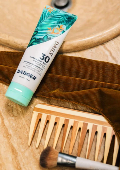 Badger Daily Mineral Güneş Kremi SPF30 | Organik & Temiz İçerikli Fiziksel Koruyucu | Beyaz İz Bırakmaz | Yüz ve Vücut İçin | 118ml - Resim 5