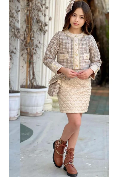 Kız Çocuk Gold Şerit ve Kapitone Detaylı Şanel Kumaş Bej Etekli Takım ürün görseli