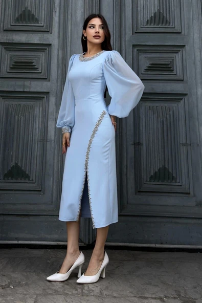 İnci Süsleme Detaylı Yırtmaçlı Abiye Elbise 2223-Bebe Mavisi - Resim 3