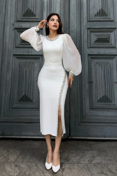 İnci Süsleme Detaylı Yırtmaçlı Abiye Elbise 2223-Beyaz - Resim 3