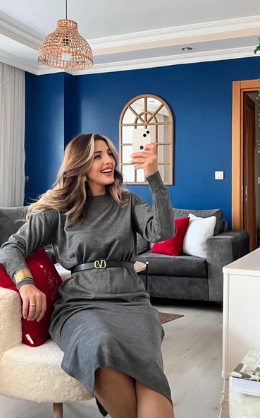 Kadın Uzun Kollu Bisiklet Yaka Yırtmaç Detay Triko Midi Boy Elbise - Resim 2