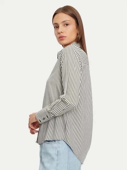 Only 15320243 Kadin Gomlek - Yesil Cizgili - Resim 3