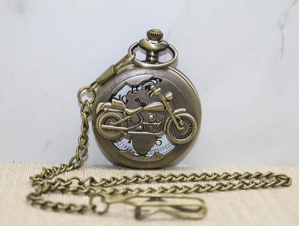 Motor Tasarımlı Köstekli Saat ürün görseli 1