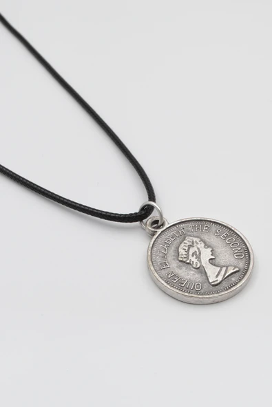Kraliçe Elizabeth II (Genç Portre) Siyah Deri İp Kolye - Antik Gümüş Kaplama - Kadın Erkek - 60 cm - Resim 2