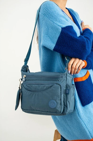 Klinkır Kadın Postacı Çanta Çok Cepli 30*20 Cm Su İtici Kumaş Bayan Çapraz Askılı Omuz Çantası - Resim 5