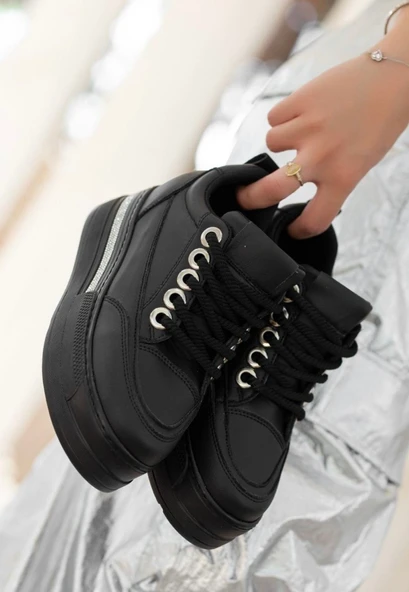 Lulu Siyah Cilt Bağcıklı Spor Ayakkabı - Resim 2