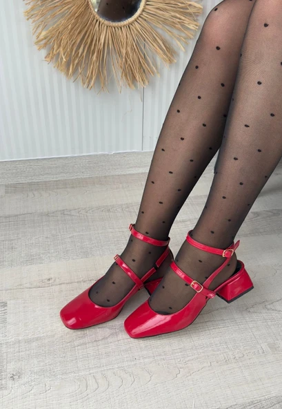 Karmi Kırmızı Rugan Topuklu Kemerli Ayakkabı ürün görseli 1