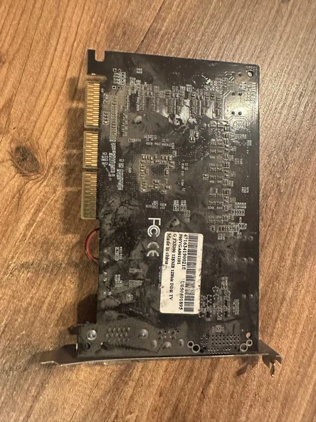 nVidia 128 MB DDR Nvidia GeForce FX 5200 2.EL KULLANILMIŞ - Resim 4