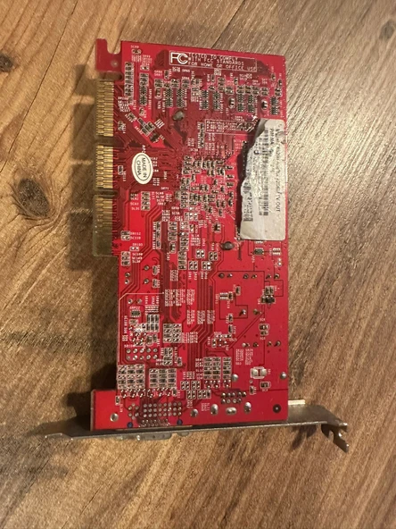 Gainward FX5200 AGP8x 128Mb TV-Out Graphic Card ( FX5200 FX5200 Gainward )  2.EL KULLANILMIŞ - Resim 2