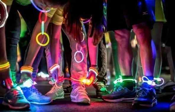 Karanlıkta Yanan Parlayan Fosforlu Glow Çubuk Bileklik 50 Adet - 4