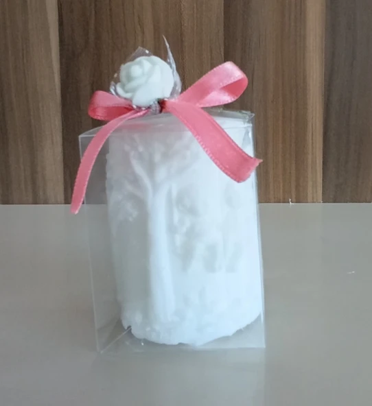 Salıncakdaki  çocuklar görünümlü Kokulu Doğal beyaz renk Dekoratif  mum - Resim 2