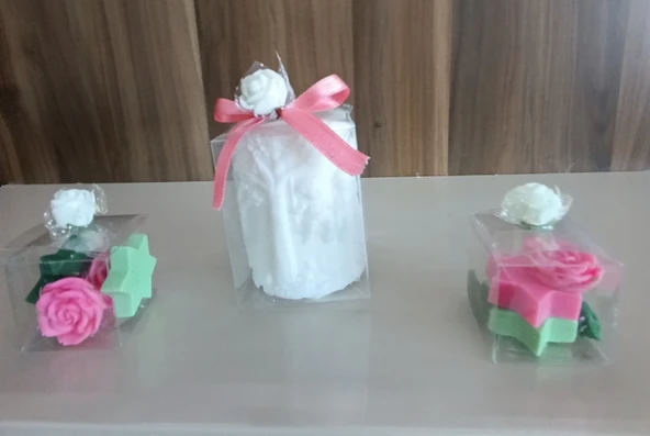 Salıncakdaki  çocuklar yıldız gül görünümlü Kokulu Doğal beyaz pembe yeşil renk 3lü  Dekoratif mum - 2
