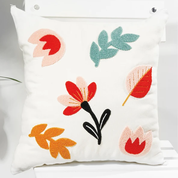 Beyaz Kumaş Punch Nakışlı Dekoratif Kırlent Kılıfı 45 X 45 Cm ürün görseli