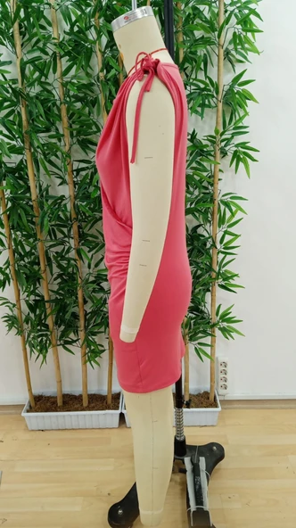 Kadın Kruvaze Yaka Büzgü Ve Aksesuar Detay Sandy Mini Elbise - Resim 6