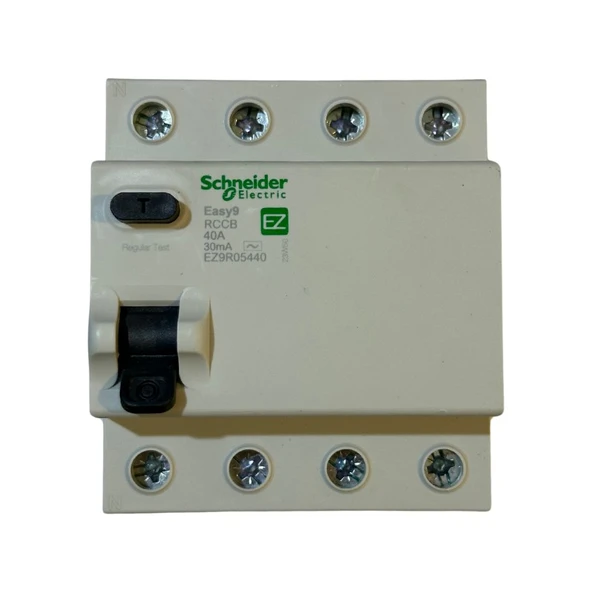Schneider 4p 40A 30MA Kaçak Akım Rölesi ürün görseli