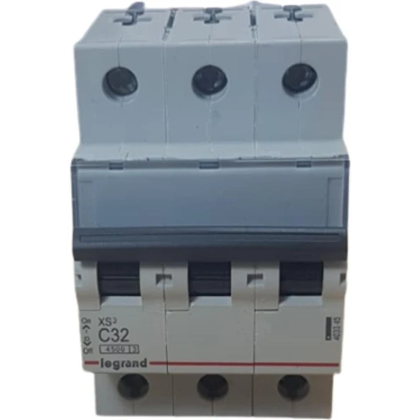 Legrand 3X32A C/4,5ka Otomatik Sigorta Legrand ürün görseli