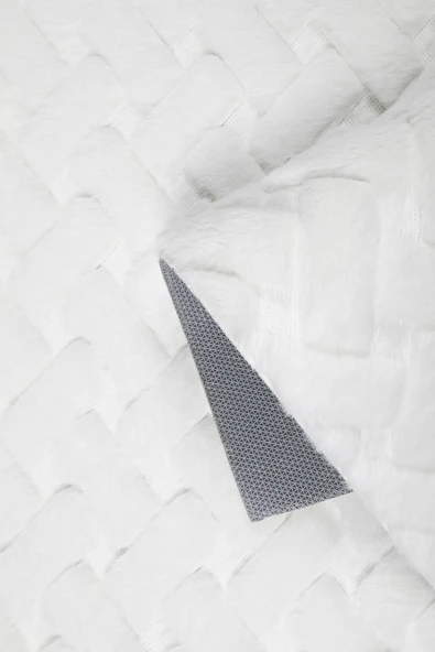 Desenli Tavşan Tüyü Yumuşak 2’li Banyo Paspası – Kaymaz Tabanlı Klozet Takımı Krem - 3