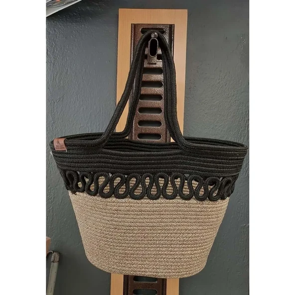 Doğal Hasır Jüt El Örmesi Günlük Kullanım ve Plaj İçin Uygun Bayan Çanta-Bej Siyah Trikotlu