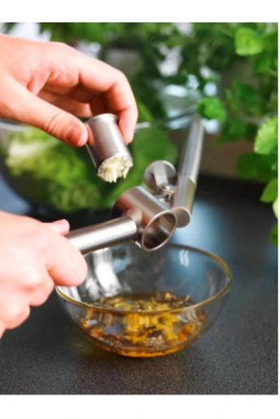 IKEA 4 Parça 3'lü Mutfak Seti; Koncıs Sarımsak Ezici Idealısk Rende Idealısk 2 Li Çırpıcı - Resim 2