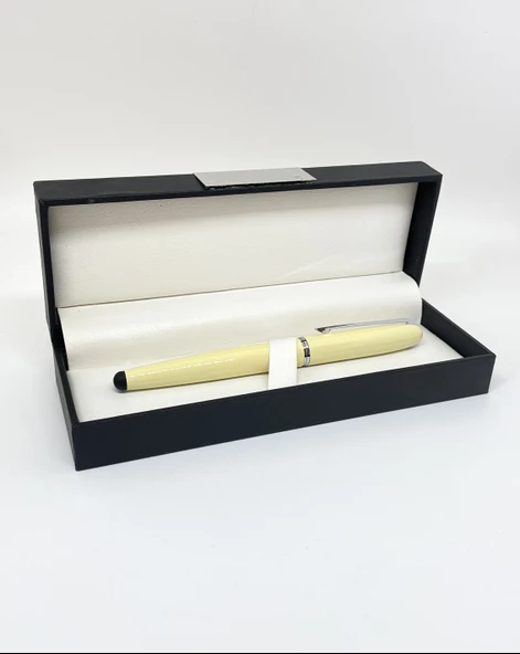 Pastel Krem Roller Kalem & Şık Siyah Kutu Seti ürün görseli