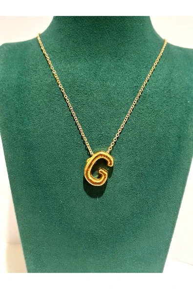 Monalisa Home Gold Renk Lüks Figürlü Gösterişli Harf Kolye ürün görseli 1