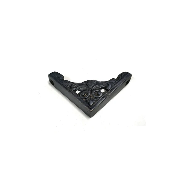 Antika Tarz Dekoratif Pirinç Köşe Süsü - 58x58 Mm, Oksit - 1