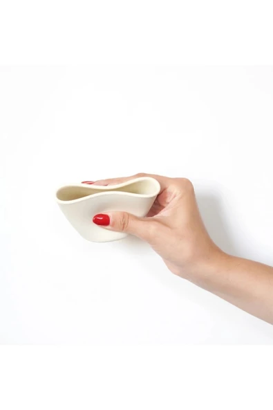 Babyjem Silikon Bardak + Silikon Mama Kaşığı Ekru Silikon Bebek Beslenme Seti - Resim 2